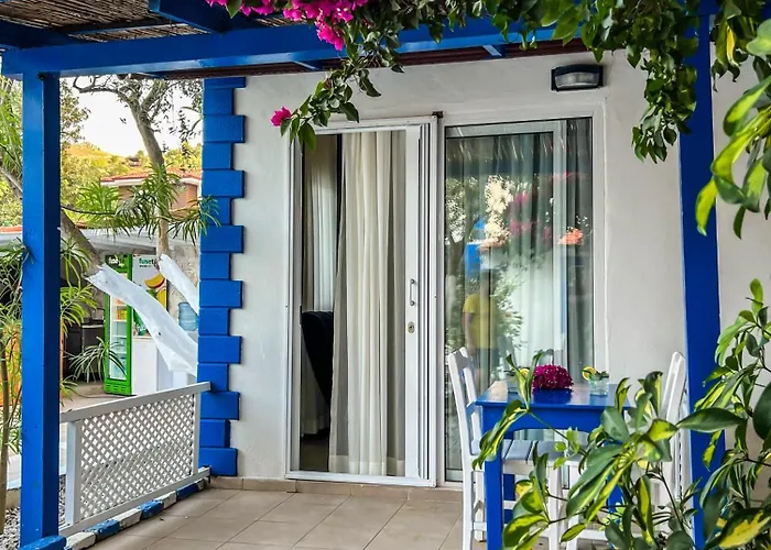 Pineloft Selimiye Hotel *