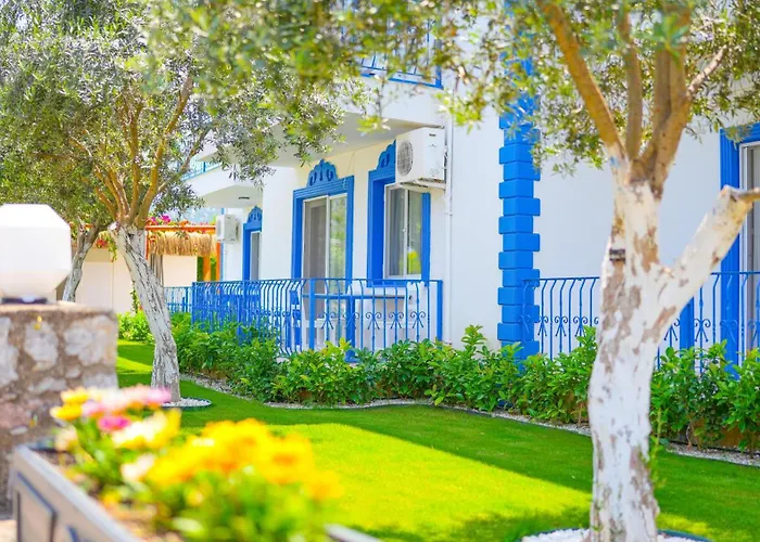 Pineloft Selimiye Hotel *