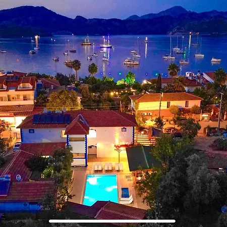 Pineloft Selimiye Hotel *