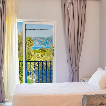 Otel Pineloft Selimiye *