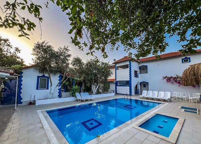 Pineloft Selimiye Hotel *